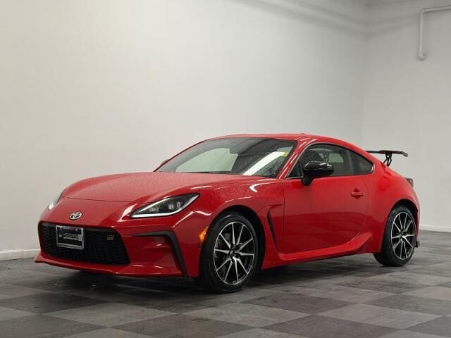 2025 Toyota GR86 Base