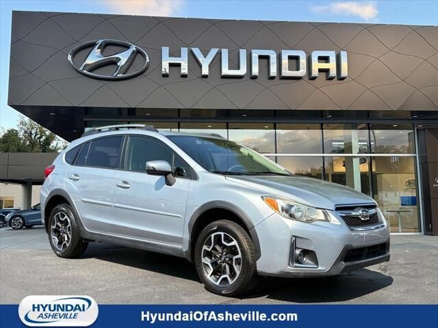 2017 Subaru Crosstrek 2.0i Limited — photo 1 of 13