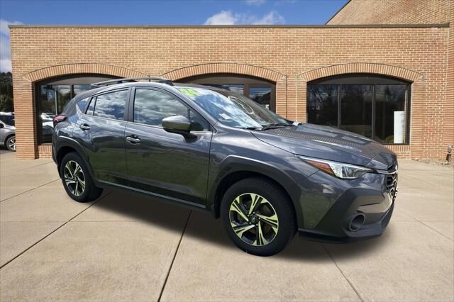 2024 Subaru Crosstrek Premium — photo 1 of 13