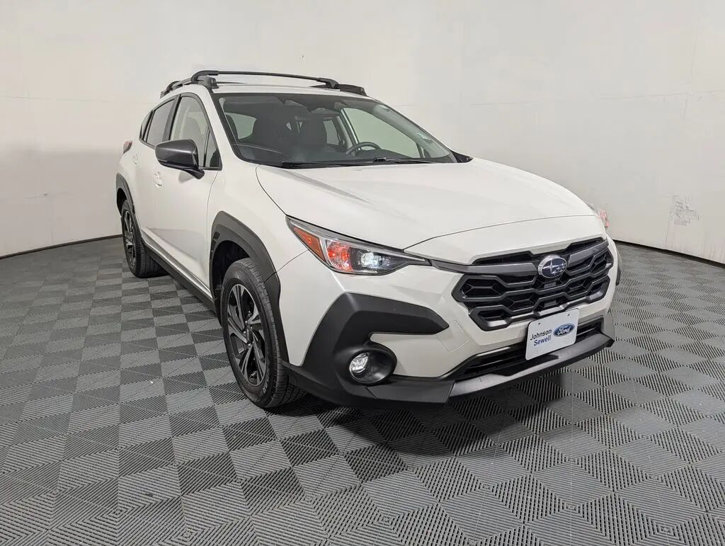 2024 Subaru Crosstrek Premium — photo 1 of 15
