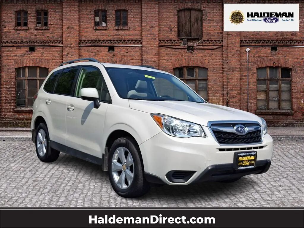 2015 Subaru Forester 2.5i Premium — photo 1 of 13