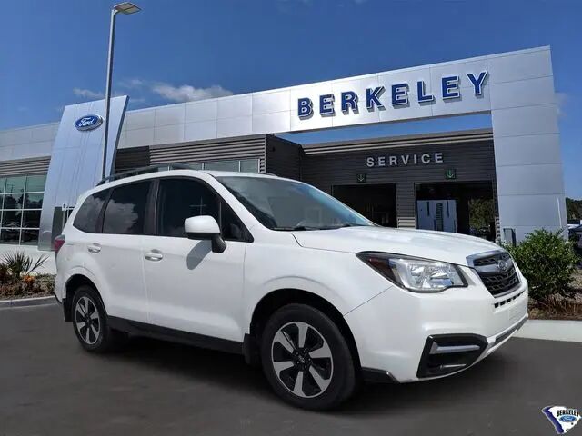 2018 Subaru Forester 2.5i Premium — photo 1 of 13