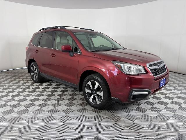 2017 Subaru Forester 2.5i Limited — photo 1 of 13