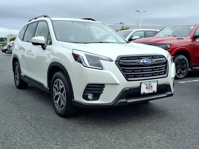 2024 Subaru Forester Premium