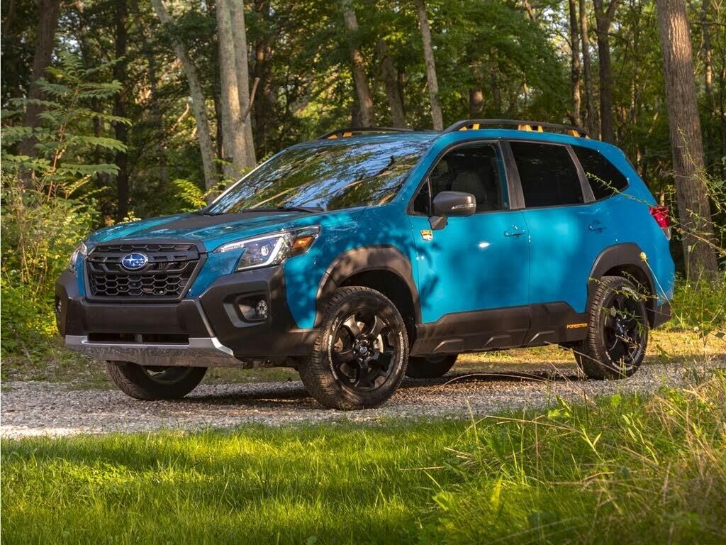 2023 Subaru Forester Premium — photo 1 of 1