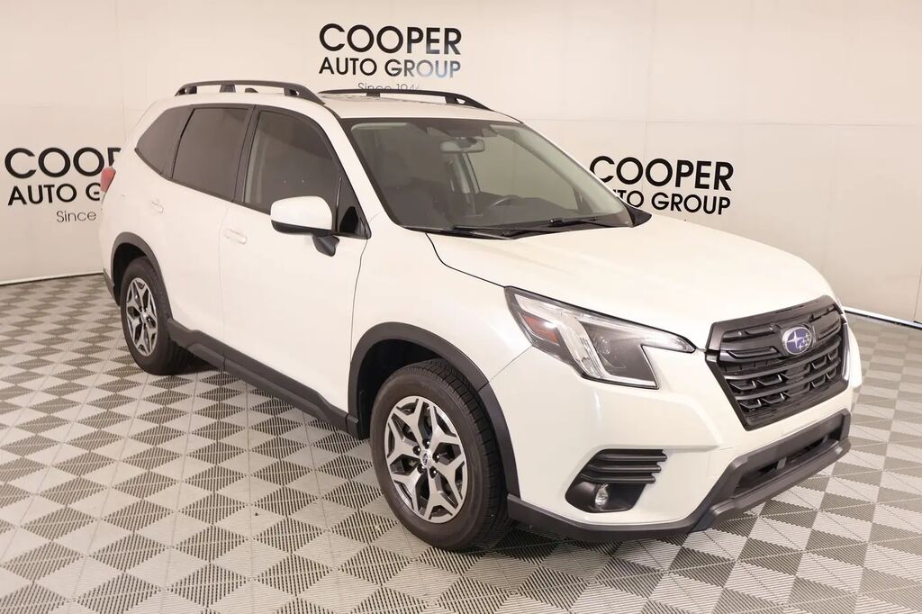 2024 Subaru Forester Premium — photo 1 of 13