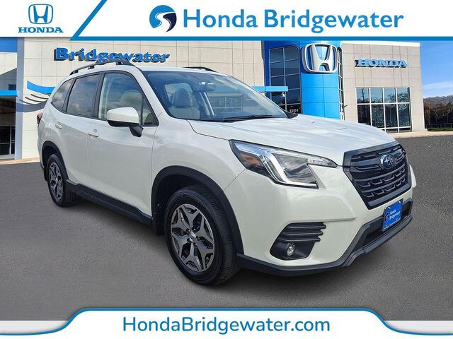 2024 Subaru Forester Premium