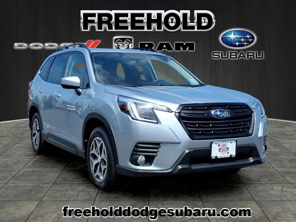 2023 Subaru Forester Premium