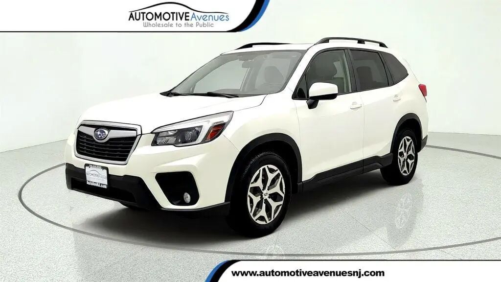 2021 Subaru Forester Premium — photo 1 of 13