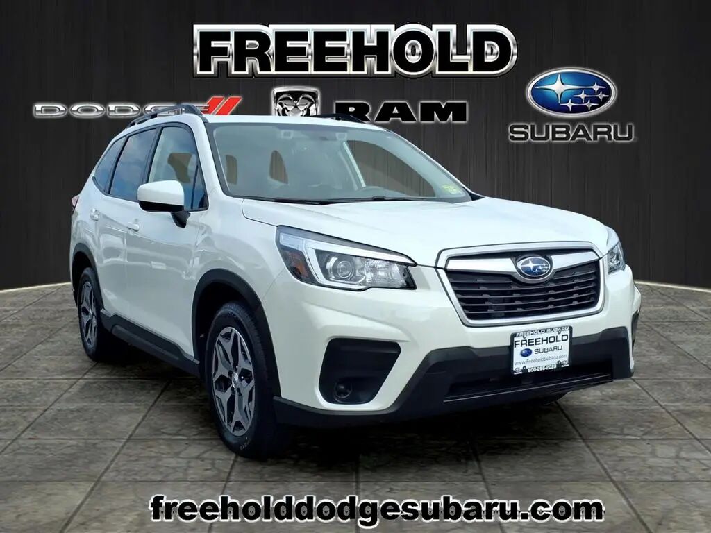 2019 Subaru Forester Premium — photo 1 of 13
