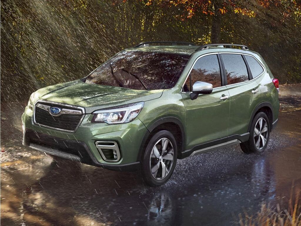 2020 Subaru Forester Premium — photo 1 of 13