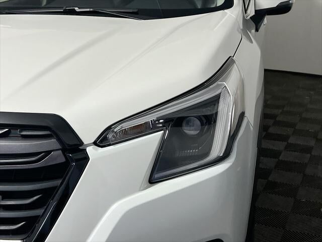 2023 Subaru Forester Limited — photo 1 of 13