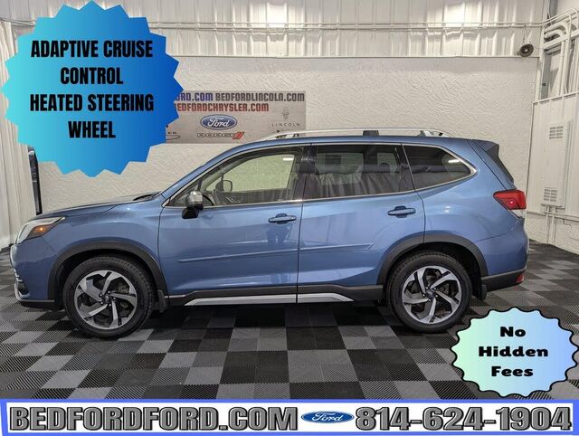 2022 Subaru Forester Touring — photo 1 of 1