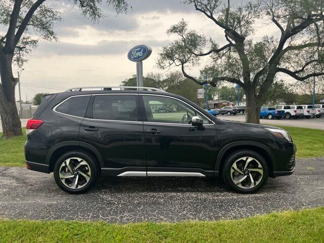 2023 Subaru Forester Touring