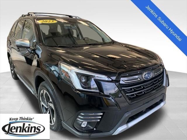 2023 Subaru Forester Touring