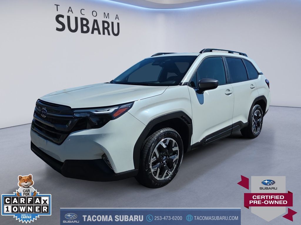 2025 Subaru Forester Premium — photo 1 of 13