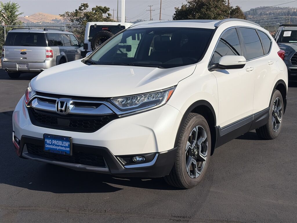 2019 Honda CR-V AWD Touring — photo 1 of 7