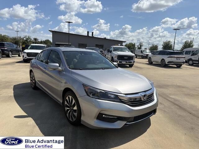2017 Honda Accord Hybrid EX-L — photo 1 of 12