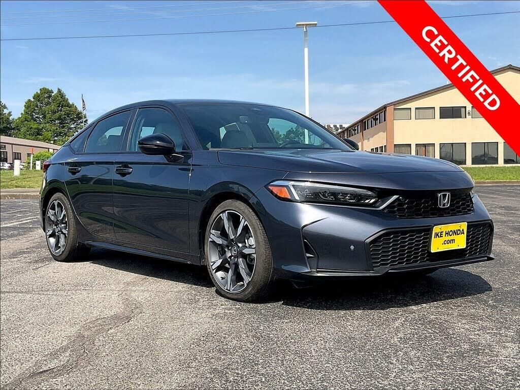 2025 Honda Civic Hybrid Sport Touring — photo 1 of 1