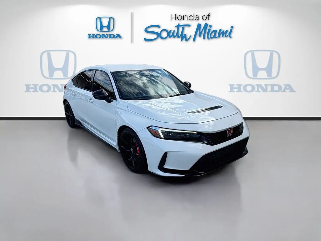 2025 Honda Civic Type R — photo 1 of 13