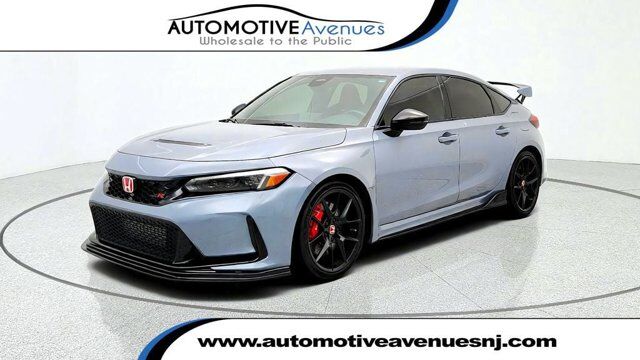2023 Honda Civic Type R Manual — photo 1 of 1