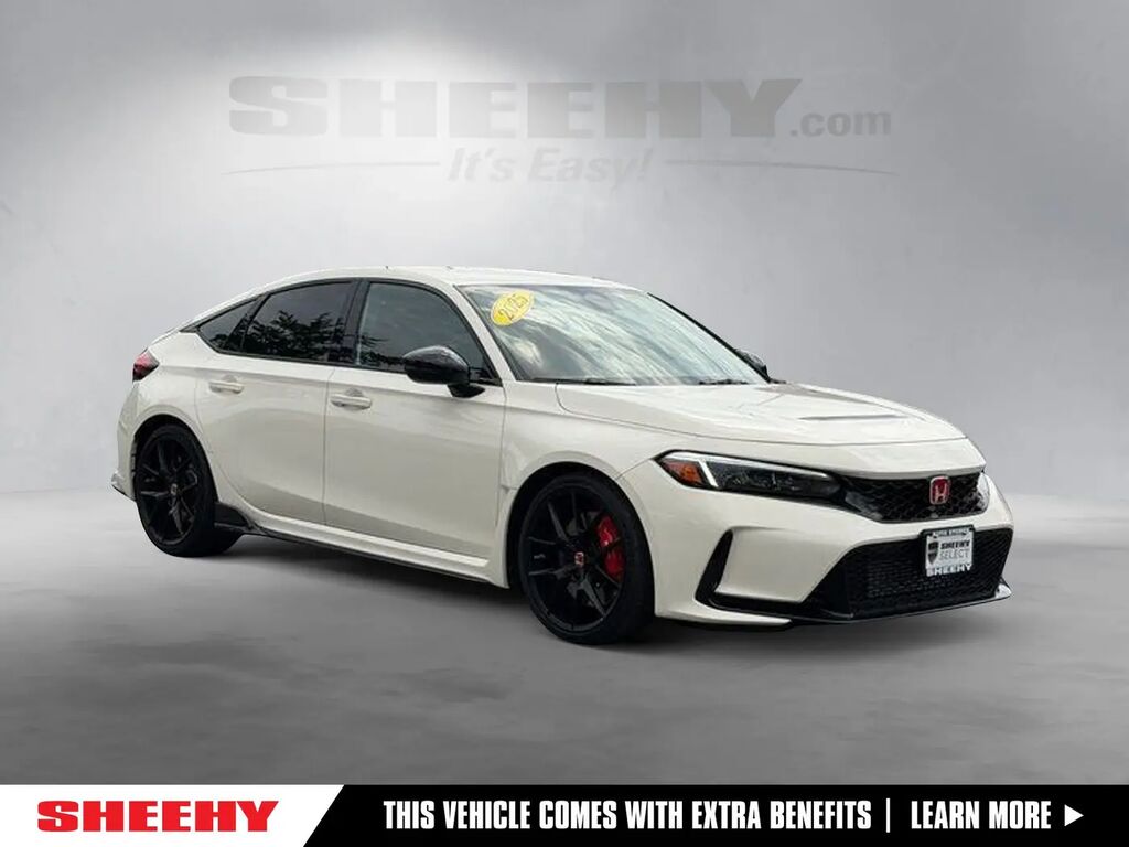 2025 Honda Civic Type R — photo 1 of 6