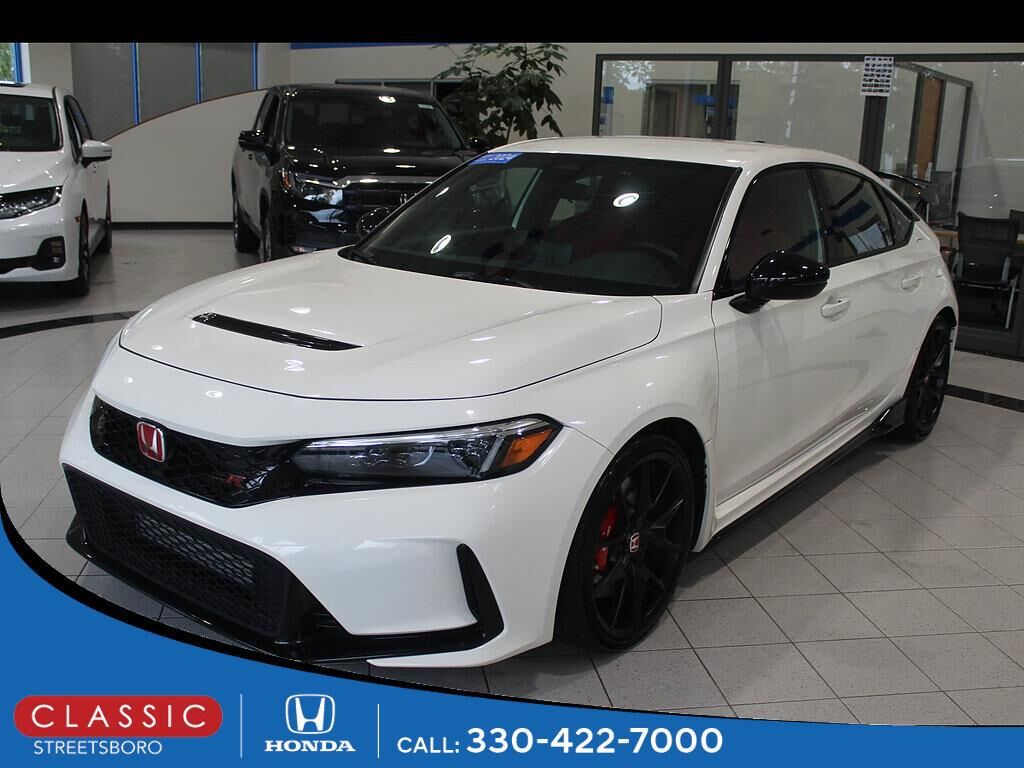 2024 Honda Civic Type R — photo 1 of 13