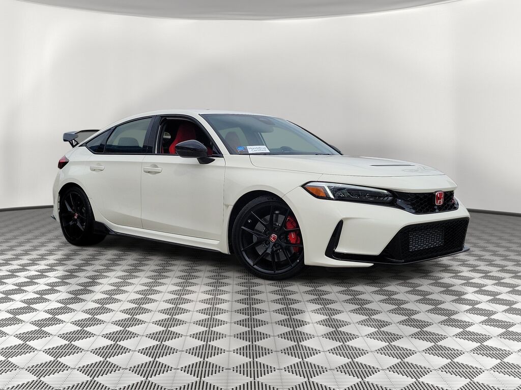 2024 Honda Civic Type R — photo 1 of 7
