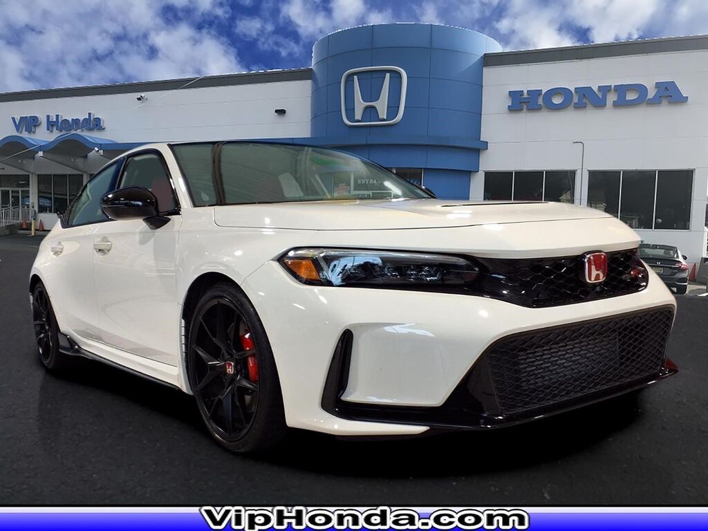 2024 Honda Civic Type R — photo 1 of 13