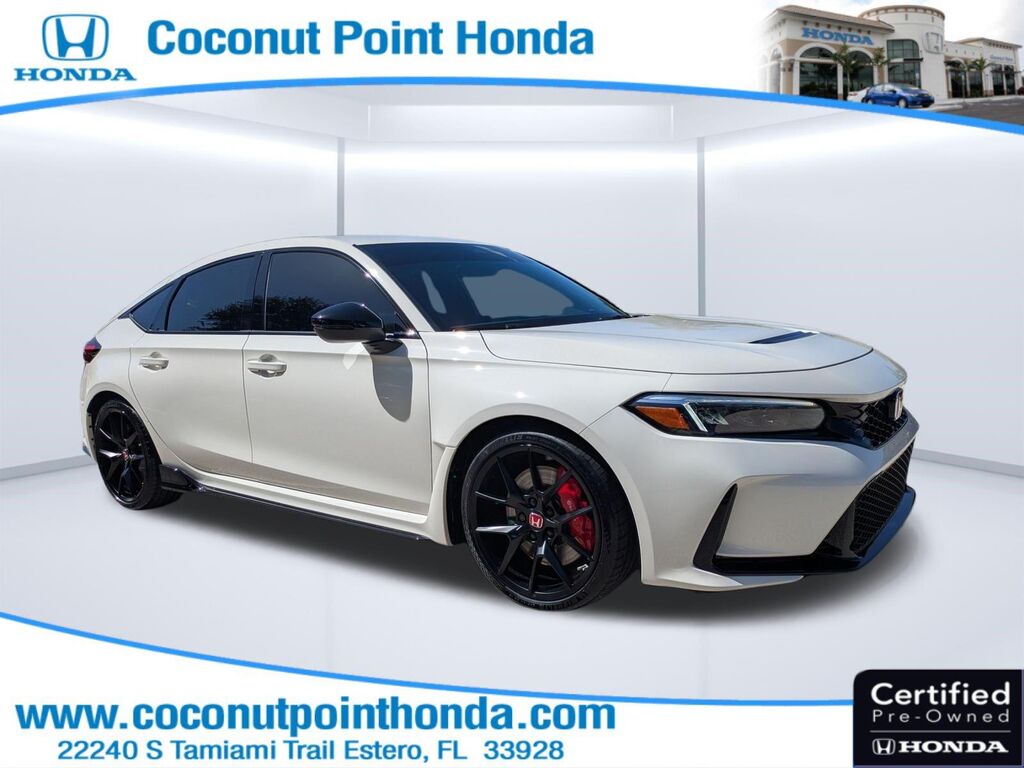 2025 Honda Civic Type R — photo 1 of 13