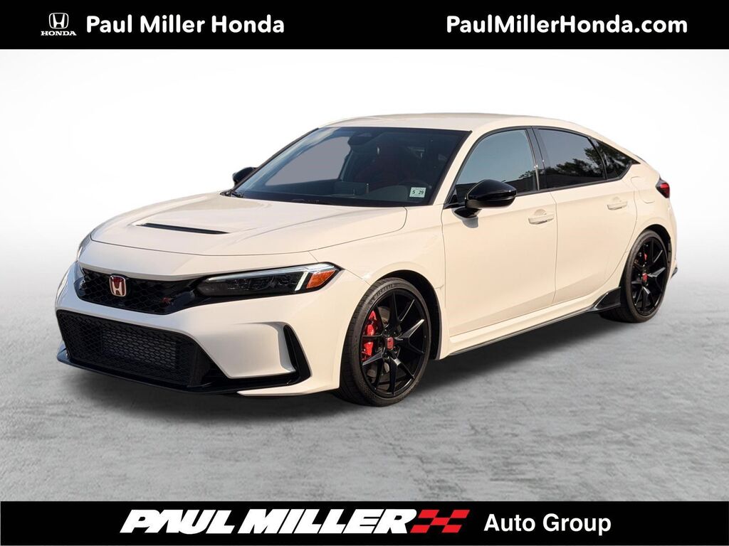 2024 Honda Civic Type R — photo 1 of 13