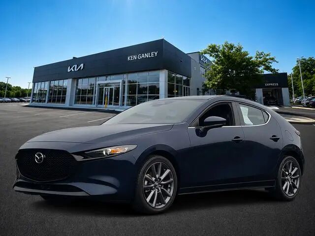 2024 Mazda Mazda3 Hatchback 2.5 S Preferred — photo 1 of 13