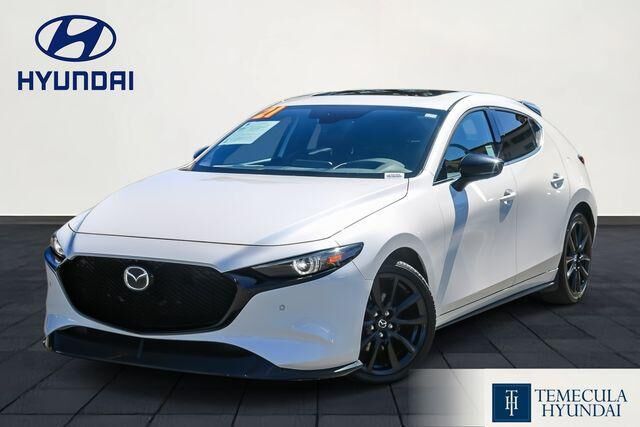 2021 Mazda Mazda3 Hatchback Premium Plus — photo 1 of 13