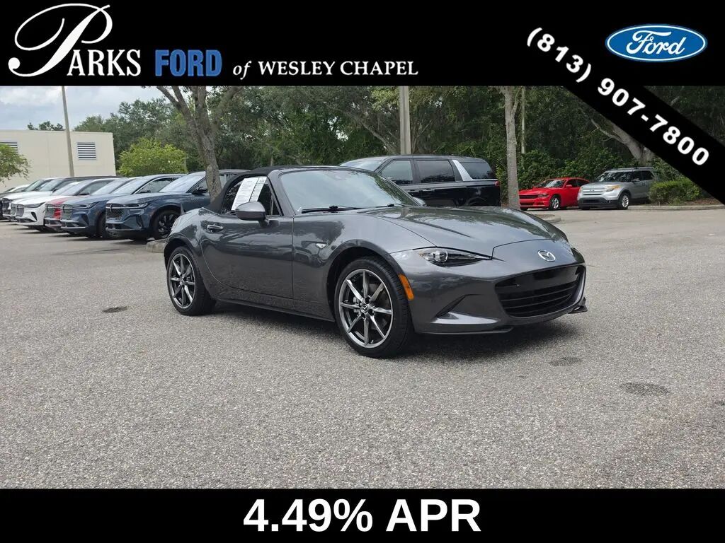 2022 Mazda MX-5 Miata Grand Touring — photo 1 of 13