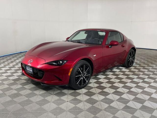 2025 Mazda MX-5 Miata RF Grand Touring — photo 1 of 13