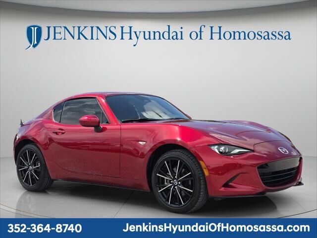 2025 Mazda MX-5 Miata RF Grand Touring — photo 1 of 13