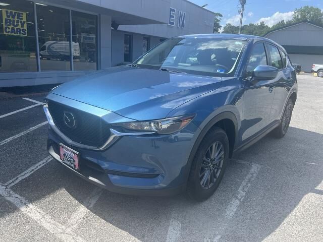 2020 Mazda CX-5 Sport — photo 1 of 1