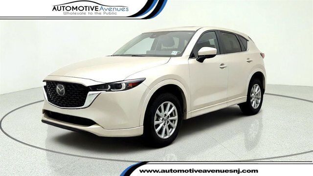 2024 Mazda CX-5 2.5 S Preferred Package — photo 1 of 13