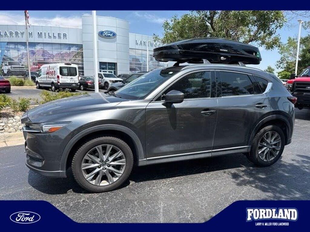 2020 Mazda CX-5 Signature — photo 1 of 1