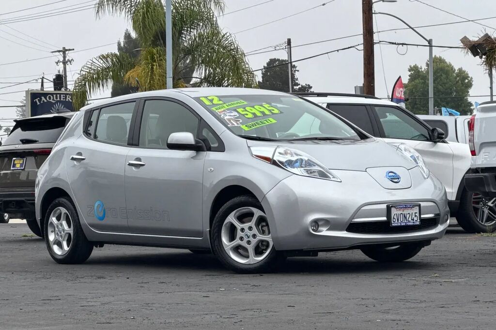 2012 Nissan LEAF SL — photo 1 of 13