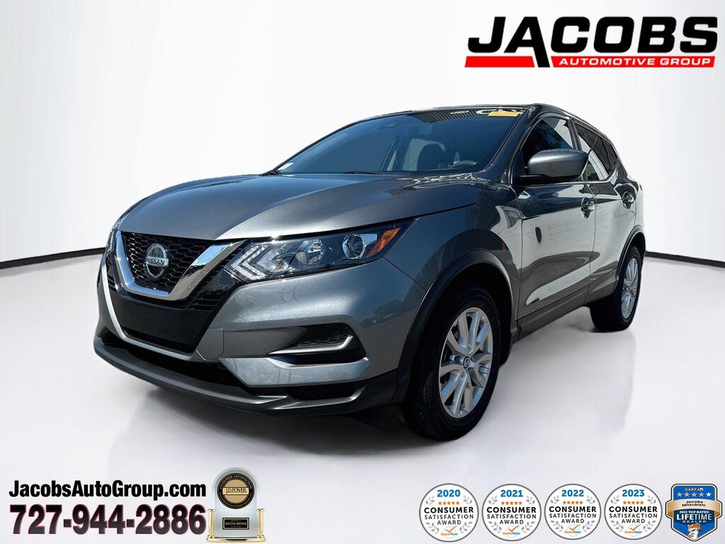 2022 Nissan Rogue Sport S — photo 1 of 13