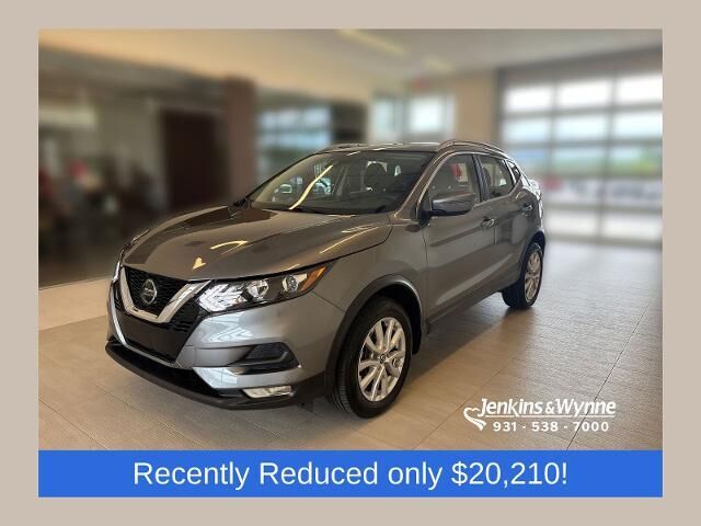 2022 Nissan Rogue Sport SV