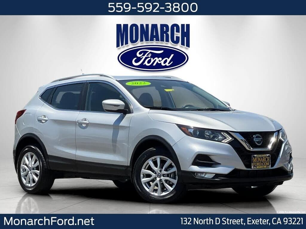 2022 Nissan Rogue Sport SV — photo 1 of 1