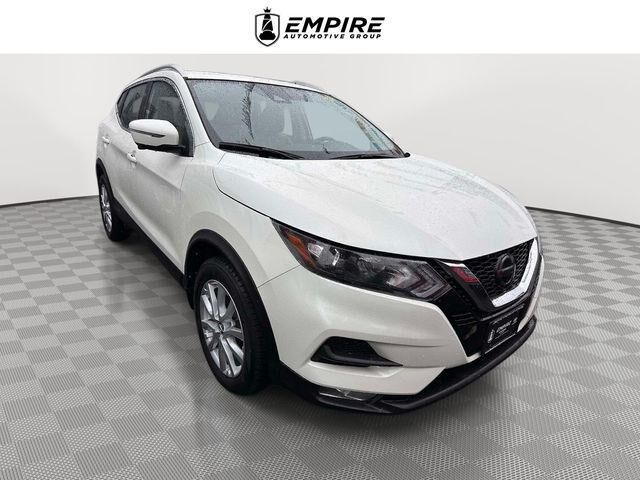 2022 Nissan Rogue Sport SV