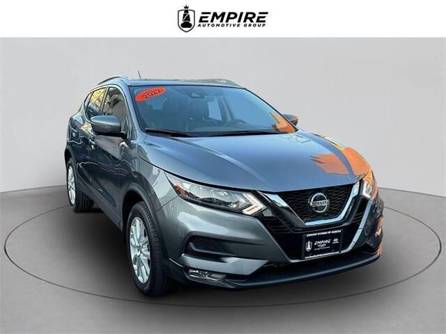 2022 Nissan Rogue Sport SV