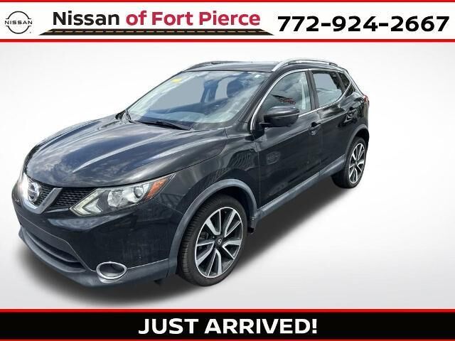 2017 Nissan Rogue Sport S