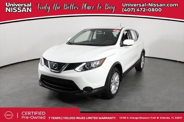 2019 Nissan Rogue Sport S — photo 1 of 13