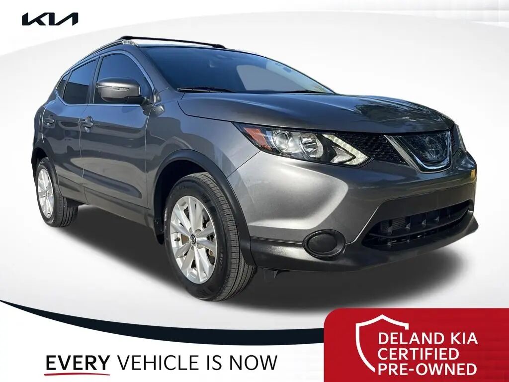 2019 Nissan Rogue Sport S — photo 1 of 13