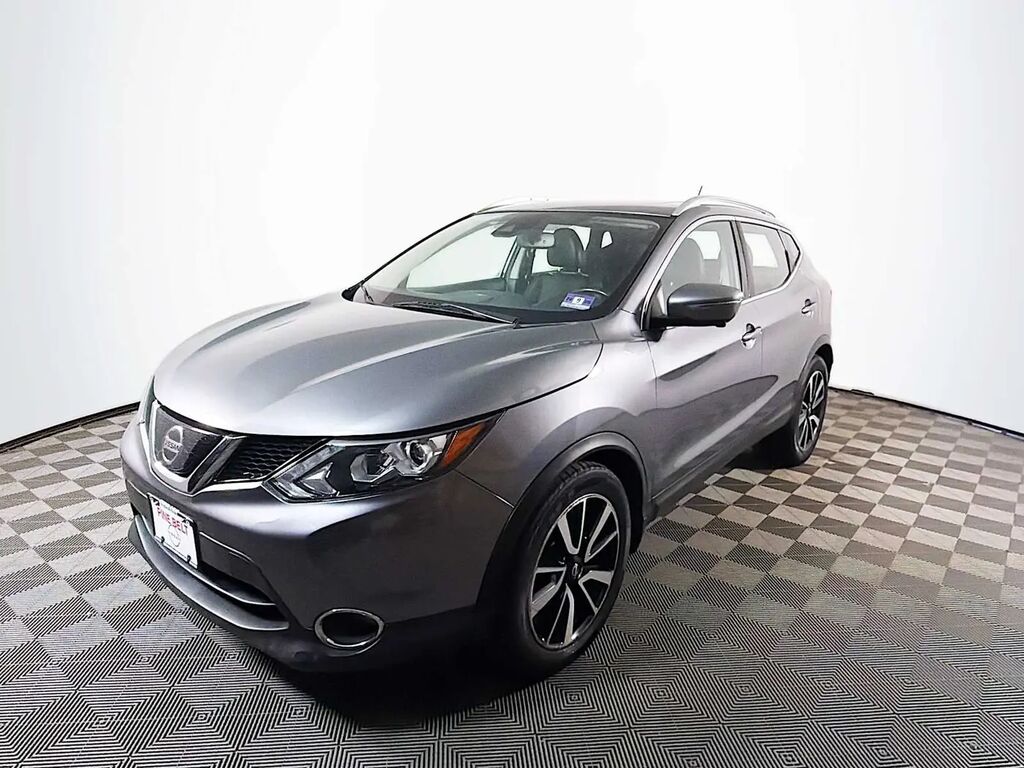 2019 Nissan Rogue Sport S — photo 1 of 13