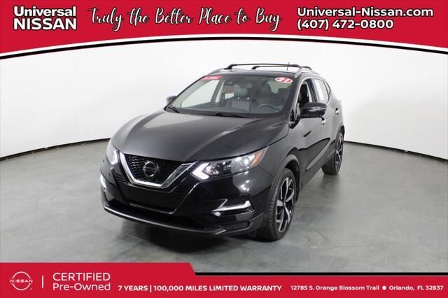 2021 Nissan Rogue Sport SL — photo 1 of 10